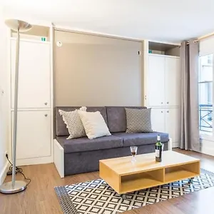 Guestready-designer For 2, Close To Louvre! Apartment Paris
