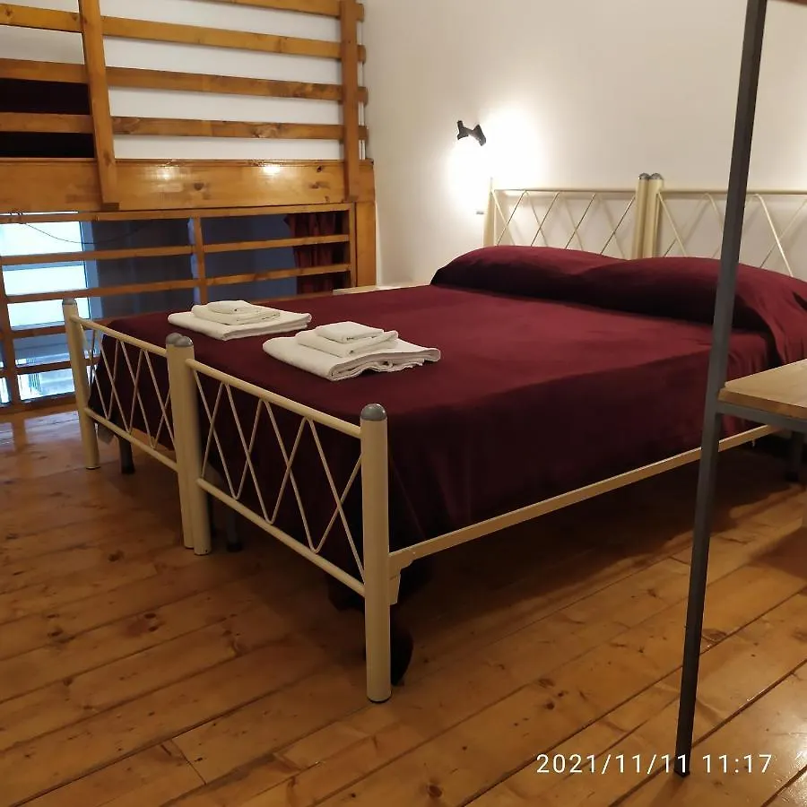 Il Castello Apartment Nápoles Italia